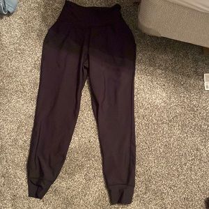 Black Old navy active powersoft joggers
